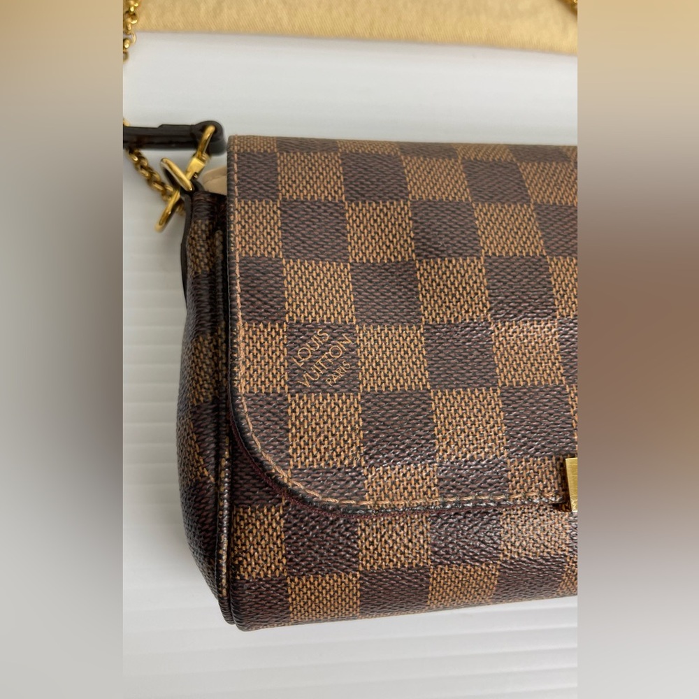 Authentic Louis Vuitton Favorite PM Damier Ebene Crossbody Clutch Purse Handbag - Picture 7 of 16